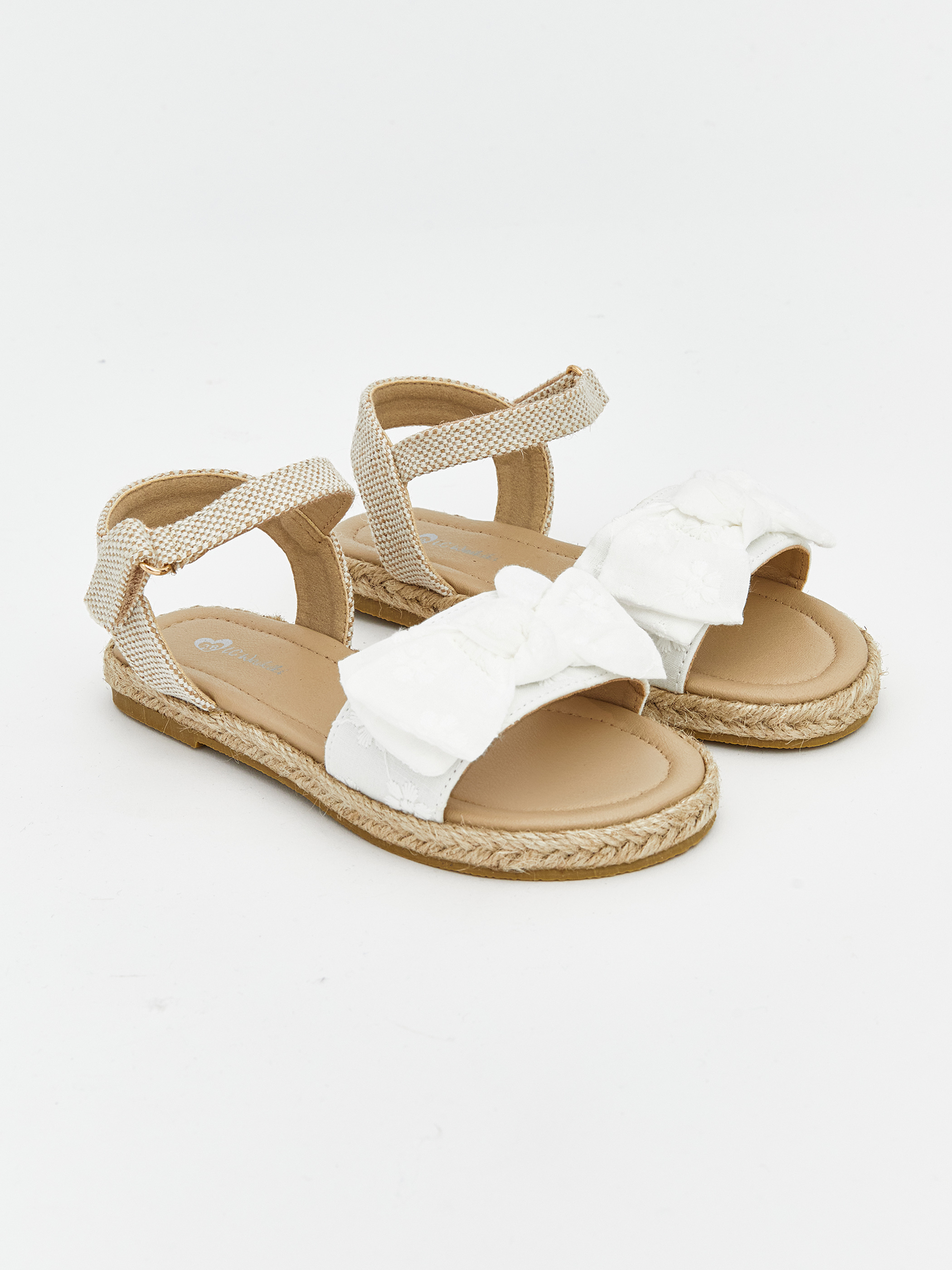 Sandal — açıq bej